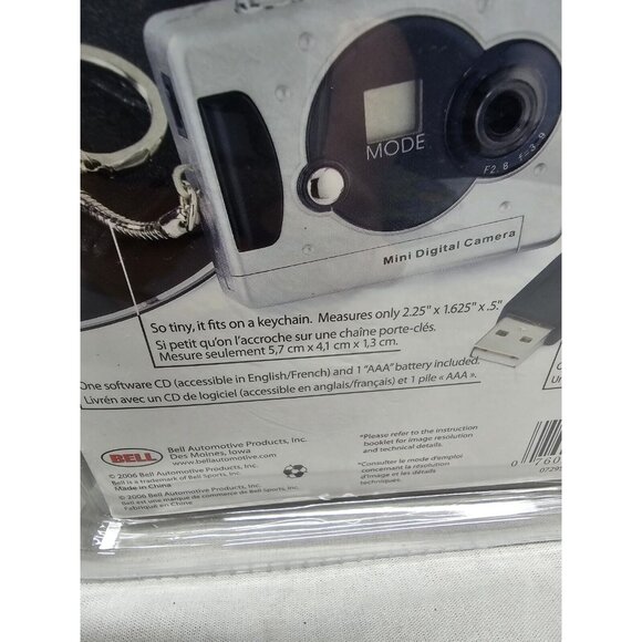 Bell Emergency Digital Camera Keychain Kit 16 MB Memory New - Picture 2 of 6